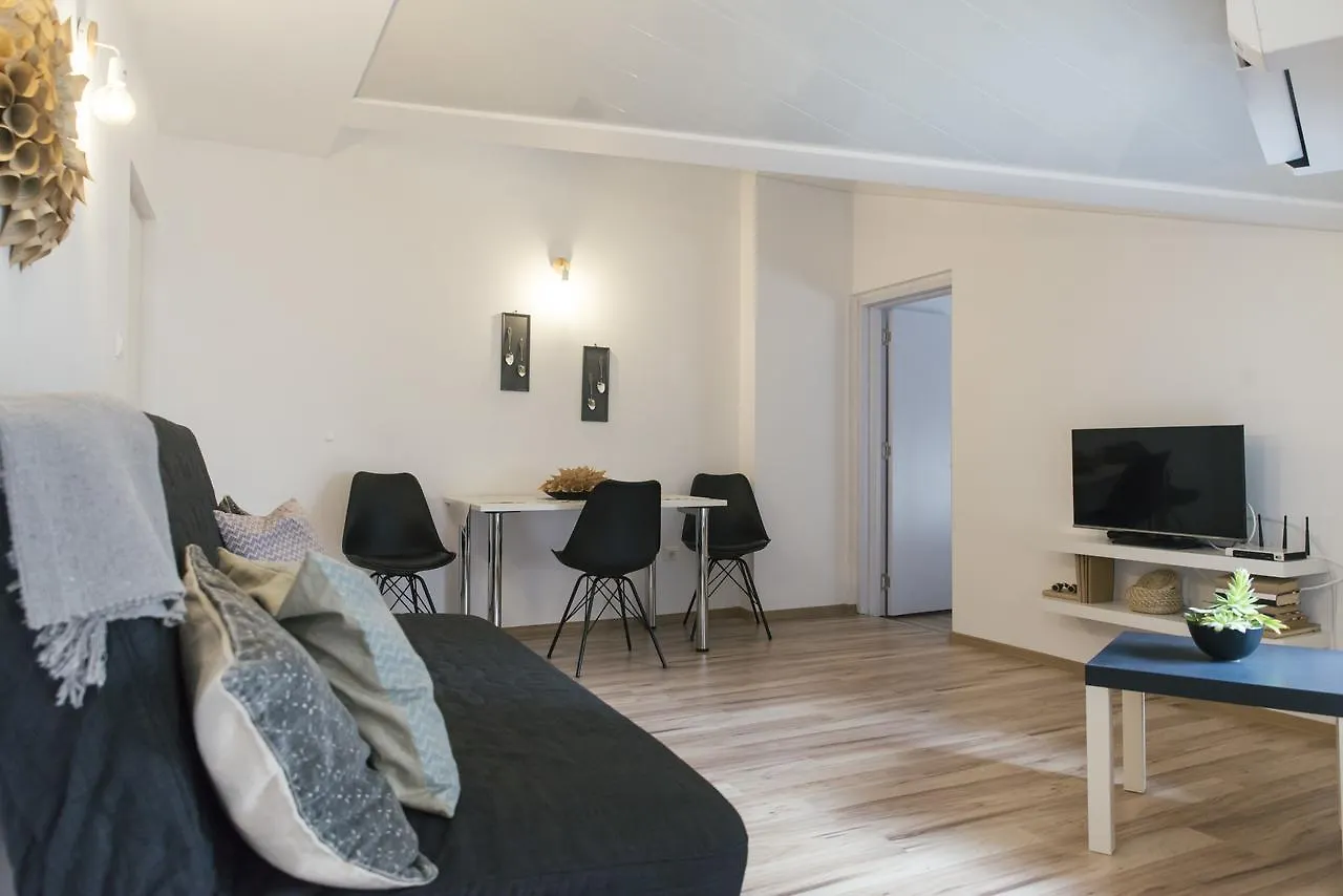 Balabanov White Apartment Varna