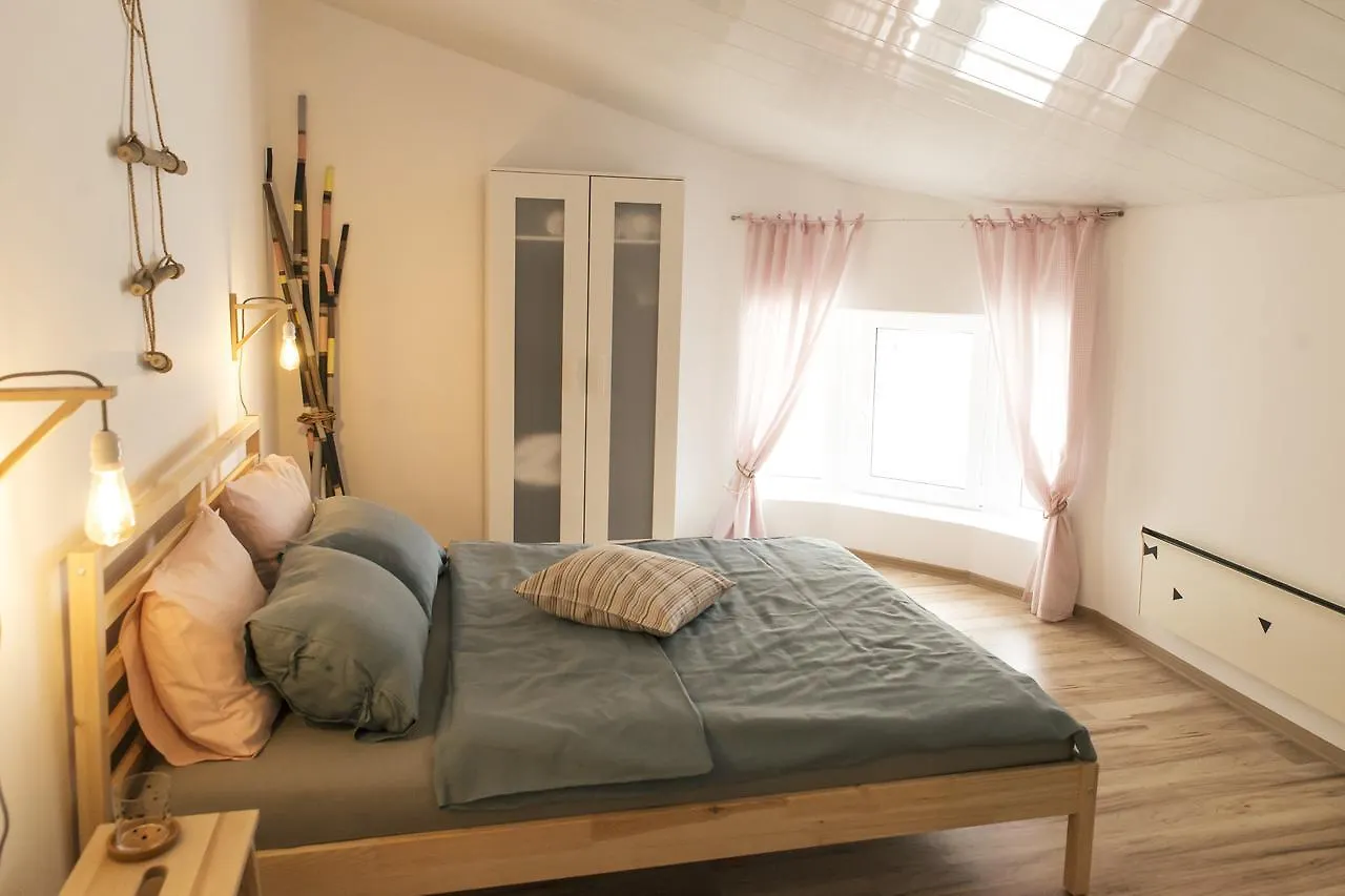 Balabanov White Apartment Varna